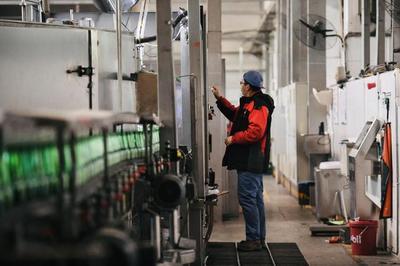 青島啤酒（濟南） 優化生產工藝，水耗連年降低，致力成為泉城節水楷模